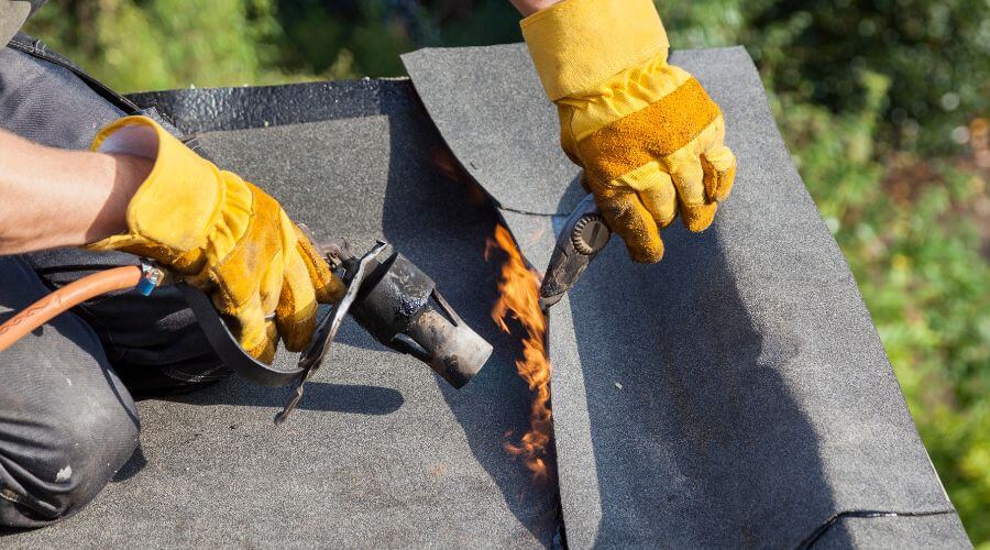 Expert Emergency Roof Repairs services in Loveland, OK